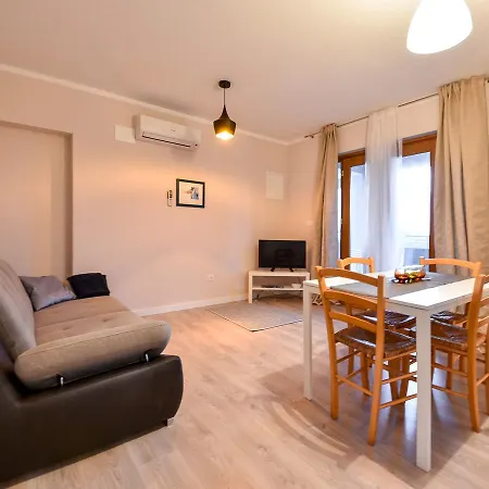 Nina.2 Apartman *