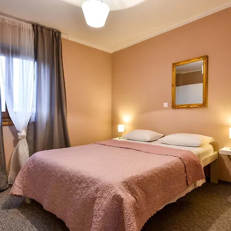 Nina.2 Apartman Biograd na Moru
